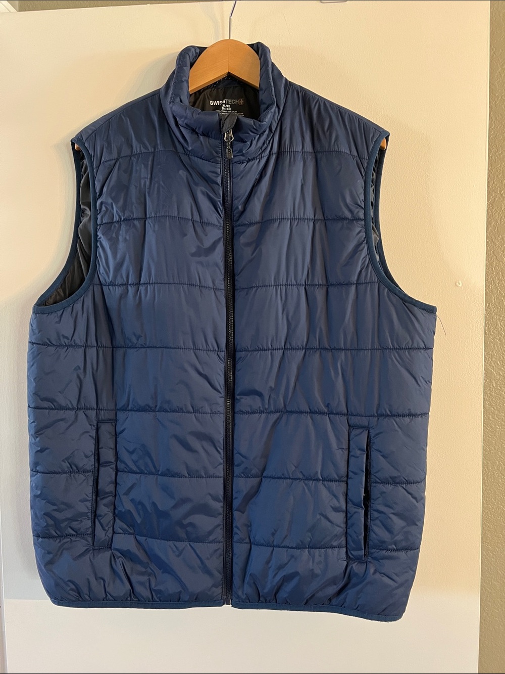 Swiss tech XL Quilted Puffer Vest - Navy